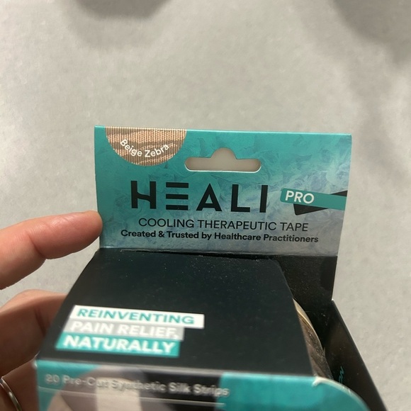 Heali Kinesiology Beige Zebra Tape - Picture 2 of 4